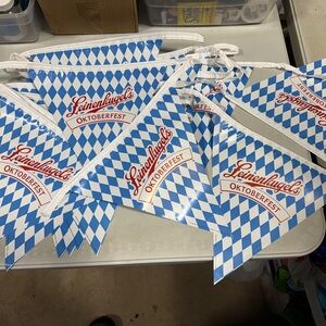(30) Leinenkugels Leinies Oktoberfest Racing Pennant Flags Beer Bar Signs 2014